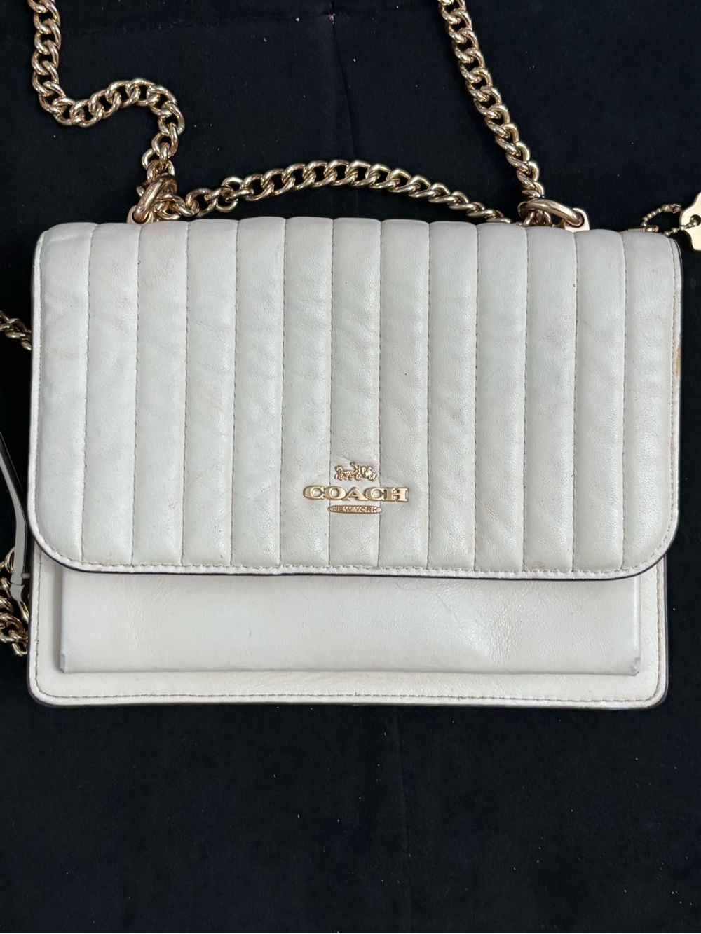 Coach Klare cream Quilted Crossbody & Shoulder Bag Chain Strap & gold hang tag - Picture 4 of 13